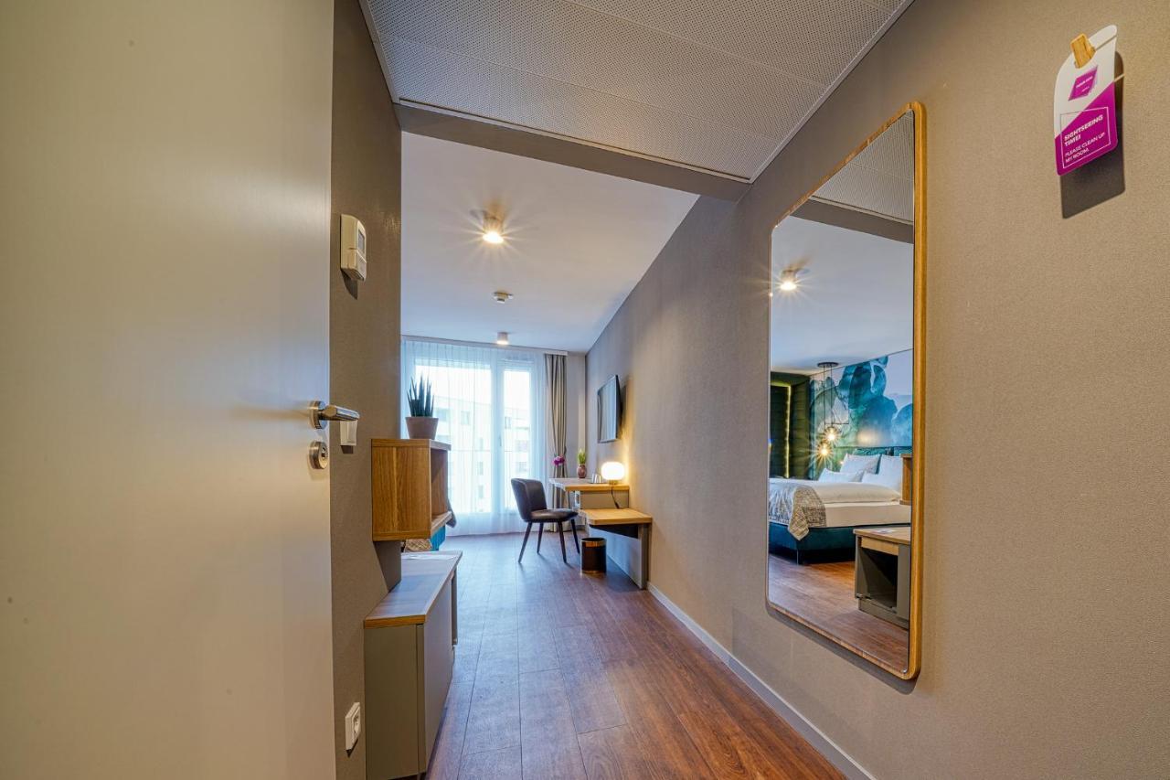 Vienna House Easy By Wyndham Freiburg City Экстерьер фото