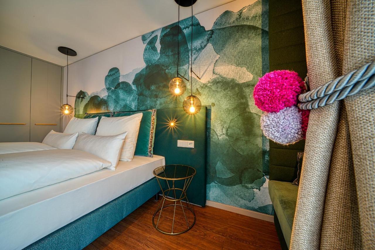 Vienna House Easy By Wyndham Freiburg City Экстерьер фото