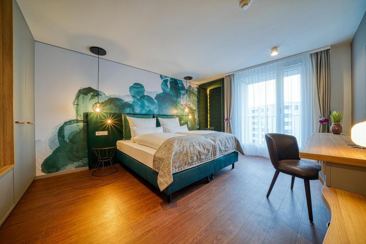 Vienna House Easy By Wyndham Freiburg City Экстерьер фото