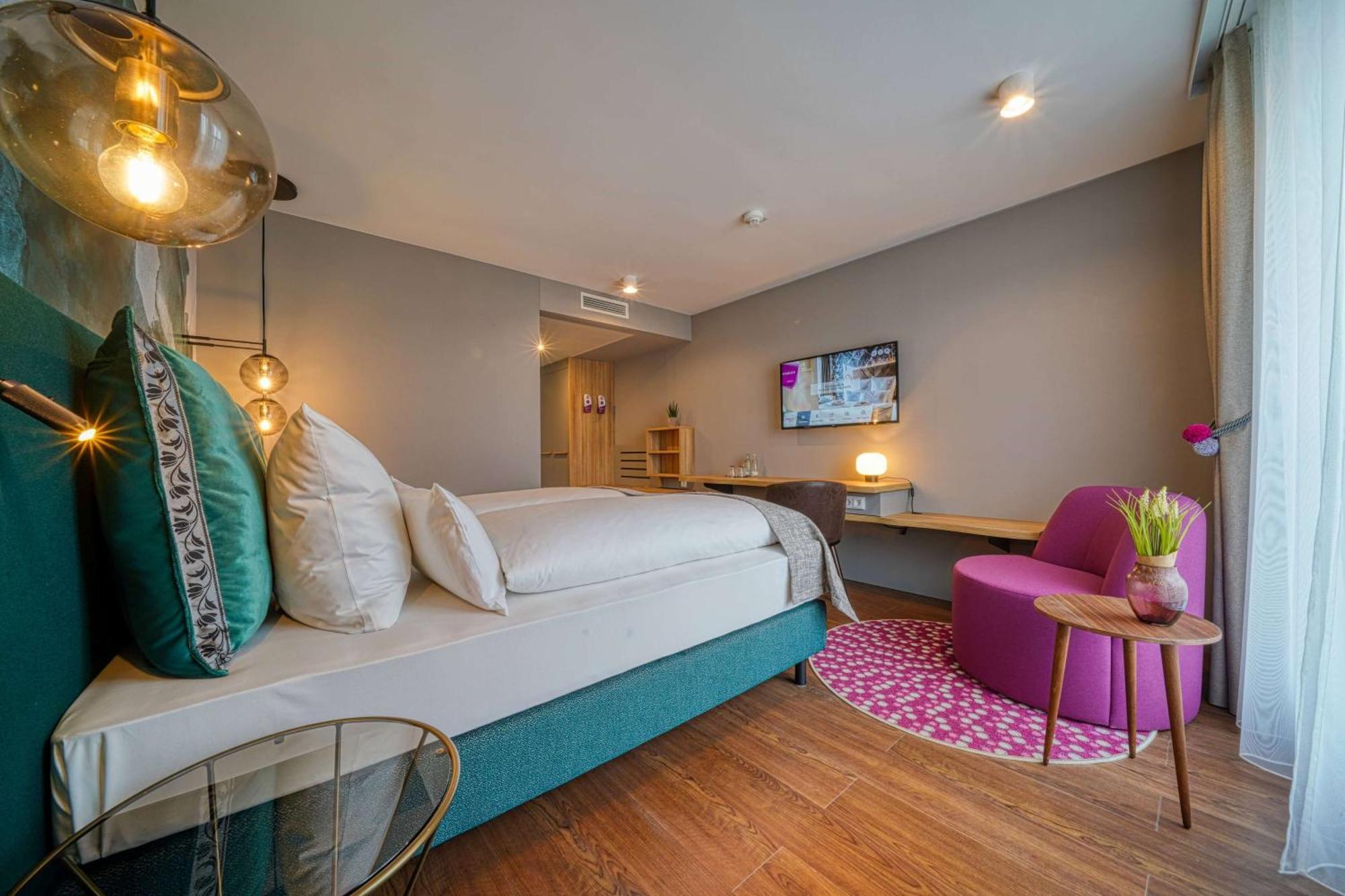 Vienna House Easy By Wyndham Freiburg City Экстерьер фото