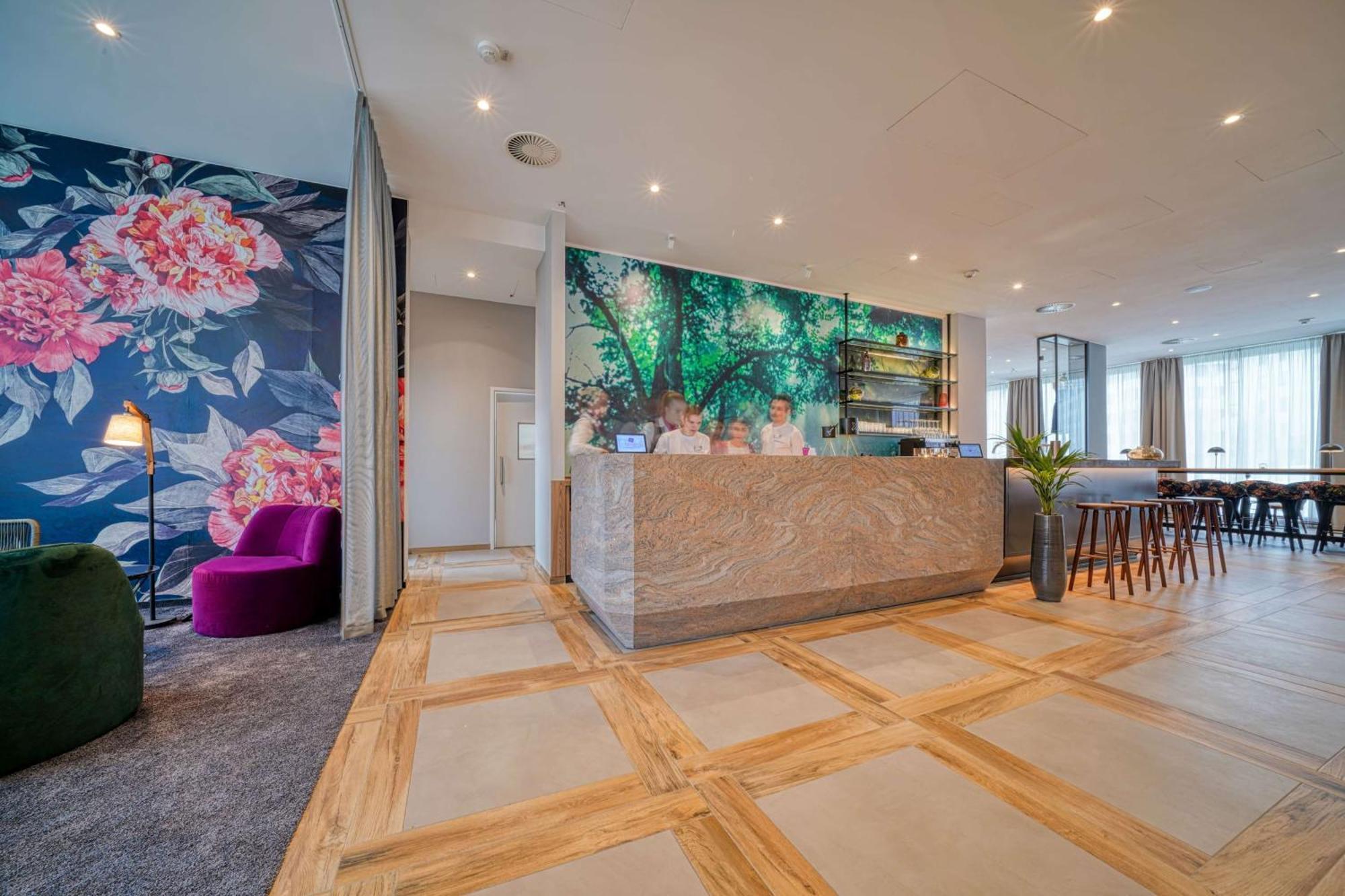 Vienna House Easy By Wyndham Freiburg City Экстерьер фото